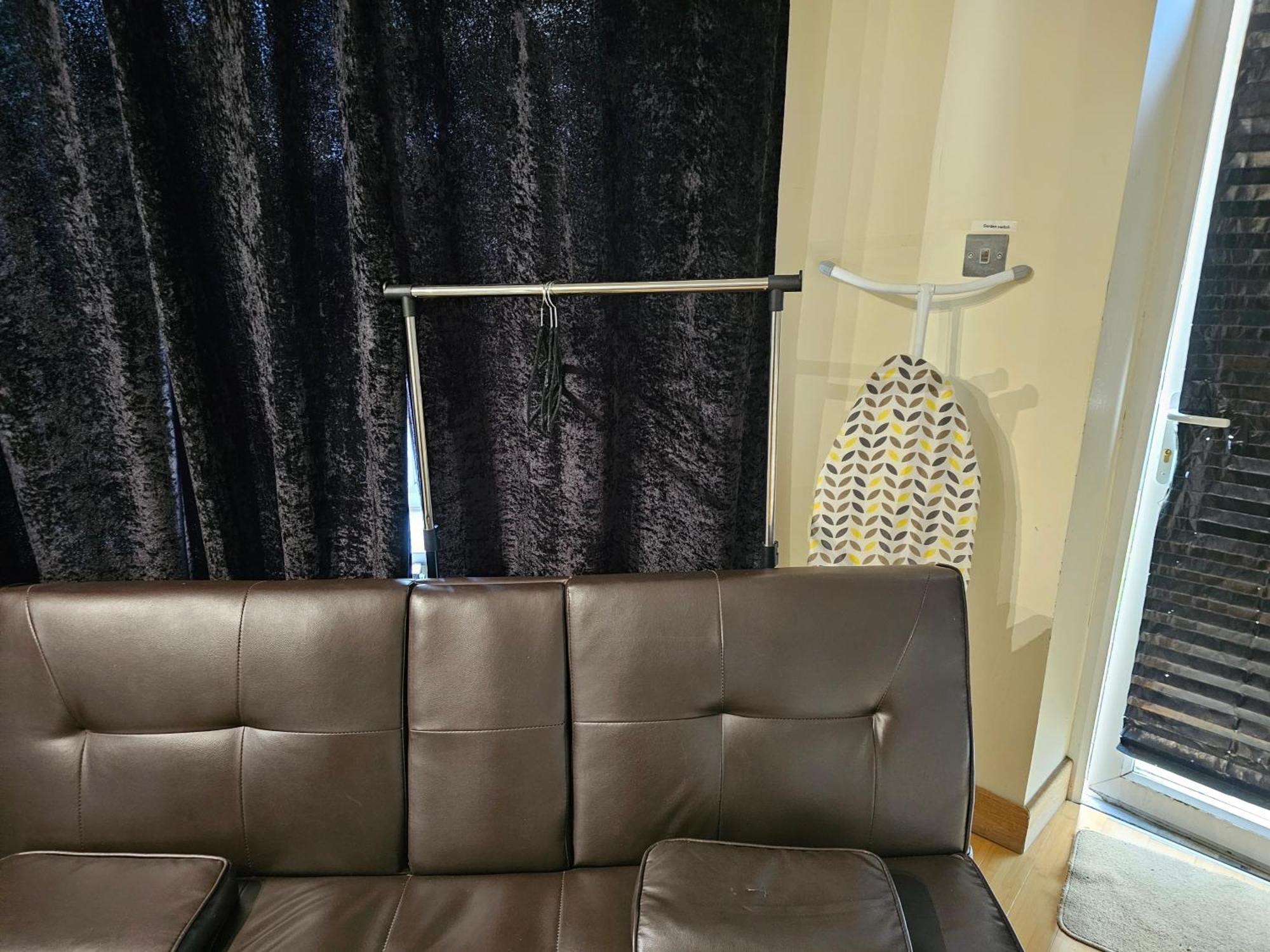 Umbrella Properties Private Apartment Бирмингем Экстерьер фото